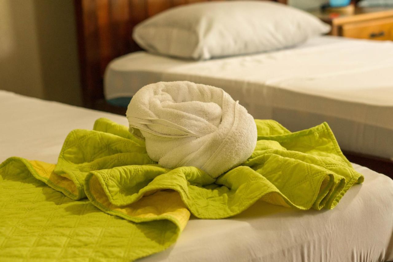 Hotel & Hot Springs Sueno Dorado La Fortuna ภายนอก รูปภาพ