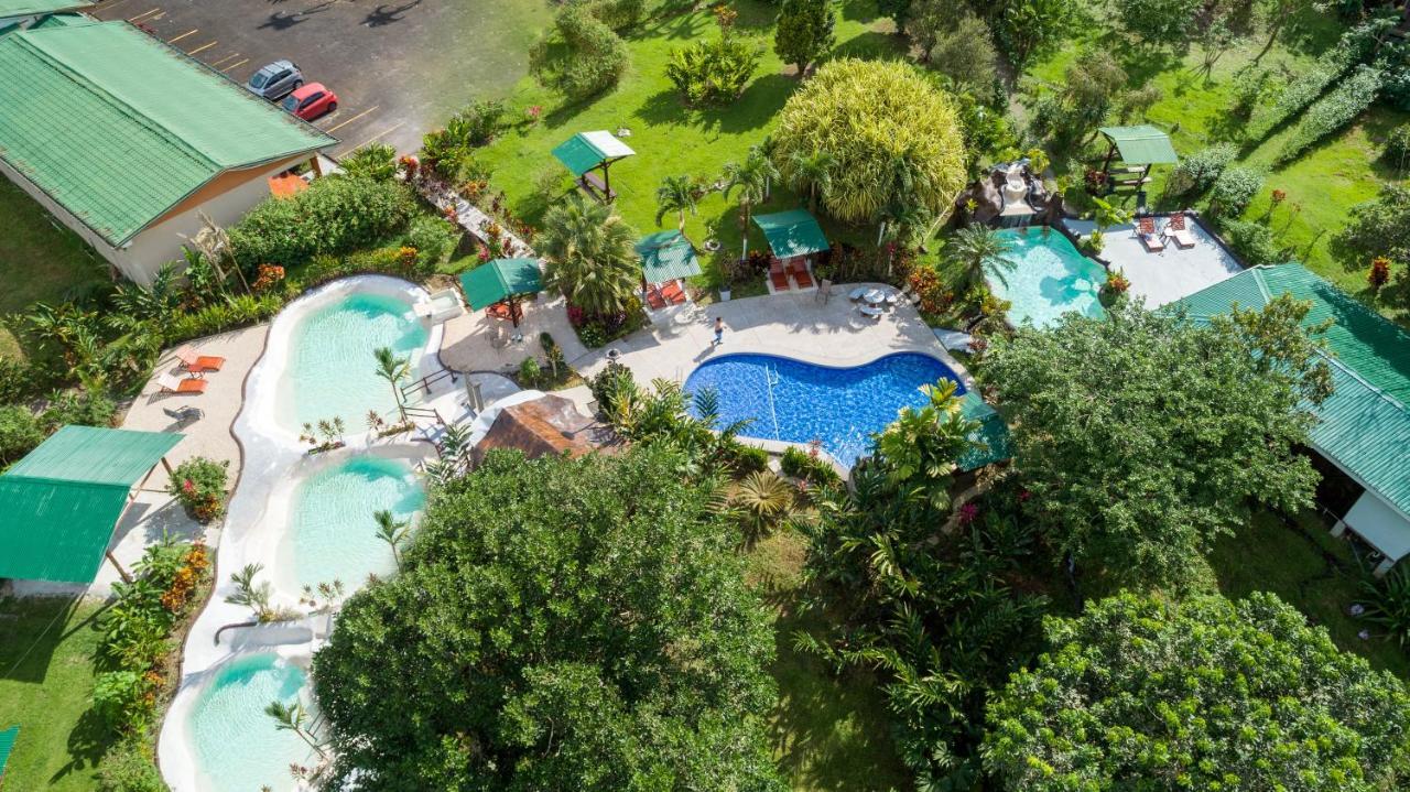 Hotel & Hot Springs Sueno Dorado La Fortuna ภายนอก รูปภาพ