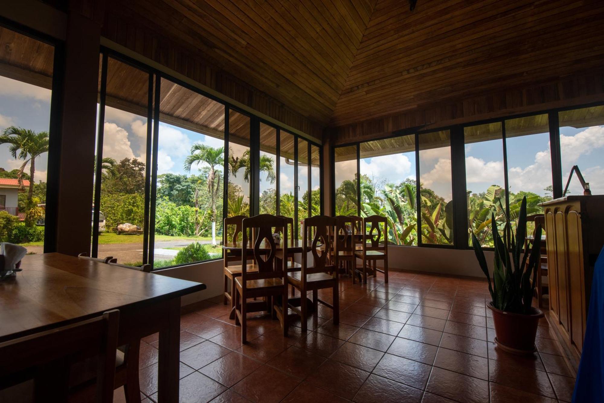 Hotel & Hot Springs Sueno Dorado La Fortuna ภายนอก รูปภาพ